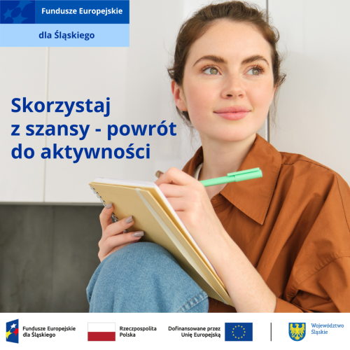 Młoda kobieta trzyma długopis i notes. Projekt „Skorzystaj z szansy - powrót do aktywności”.